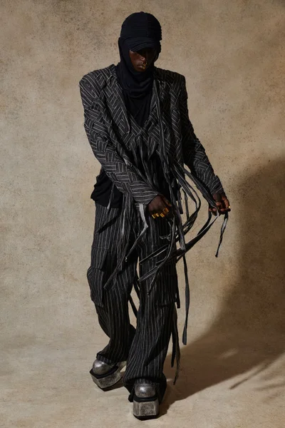 Look 22